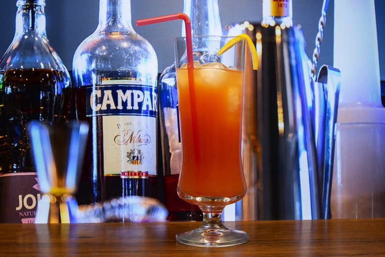 фото алкогольного коктейля Гарибальди кампари оранж