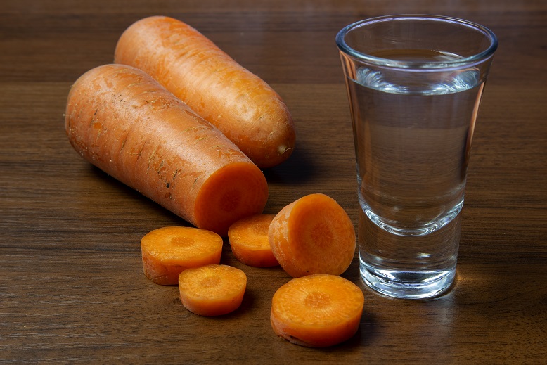 фото самогона из моркови