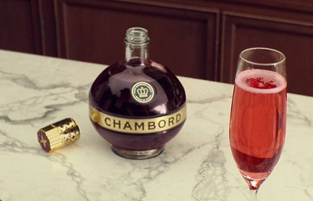 фото Шамбора с шампанским